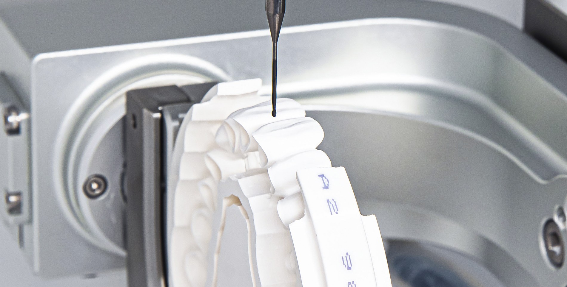 imill 5X-300 Compact 5-Axis Wet & Dry Dental Milling Machine